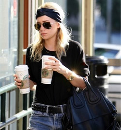 Celebrit e Starbucks: Gemelle Olsen e Starbucks