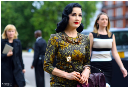 Dieta celebrit: Dita Von Teese e dieta equilibrata