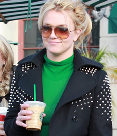 Celebrità e Starbucks: Britney Spears e Starbucks