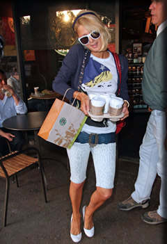 Celebrit e Starbucks: Paris Hilton e Starbucks